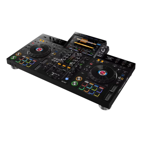Console DJ tout-en-un Pioneer XDJ-RX3 vue 3/4 angle, location pour soirée DJ à Lausanne — AirSound