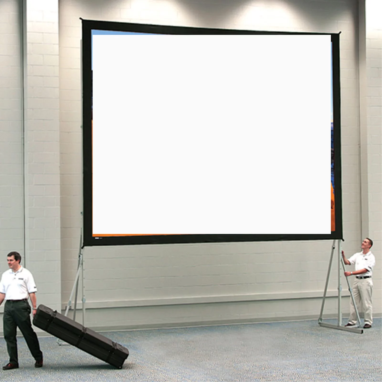 Écran Da-Lite Fast-Fold Deluxe 210″ (427 × 320 cm)