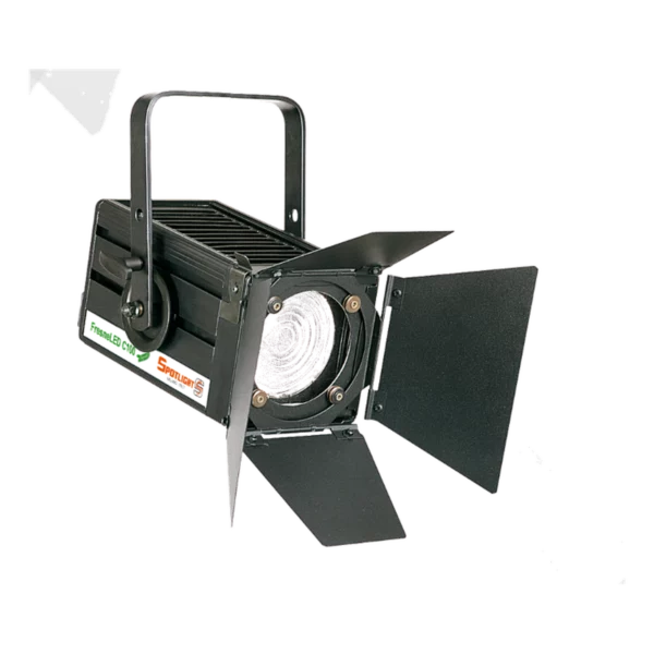 Projecteur Fresnel LED 100W Lumex C100 avec barndoors pour scène et théâtre, location à Lausanne — AirSound
